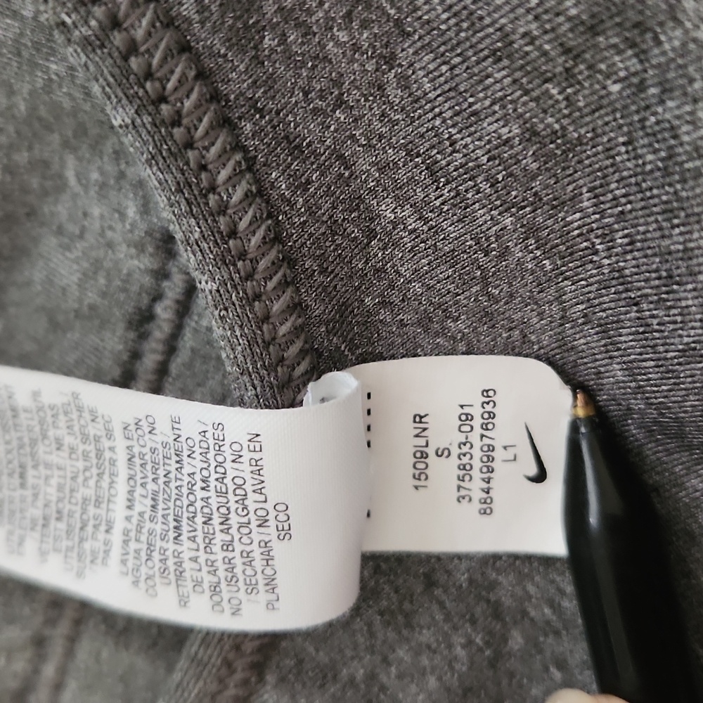 NIKE DRI-FIT Sports Bra, Size S - Picture 5 of 5